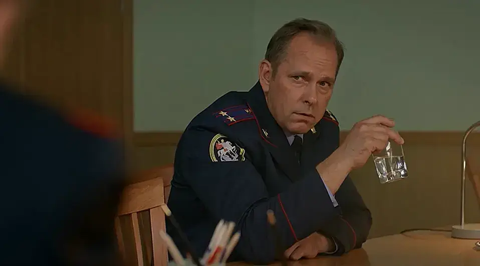 Псы и волки 3 серия кадр