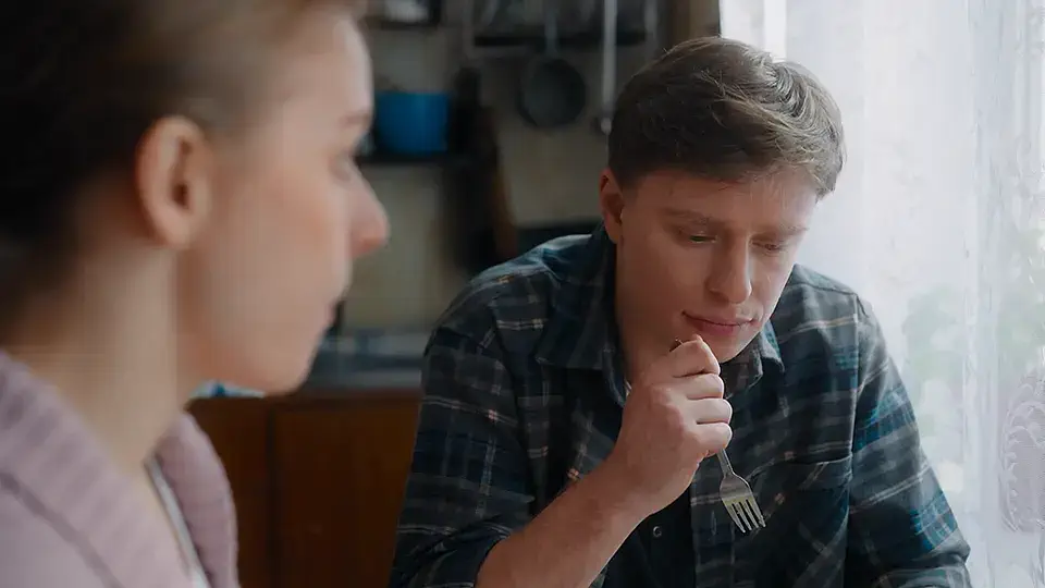 Время любить 1 серия кадр